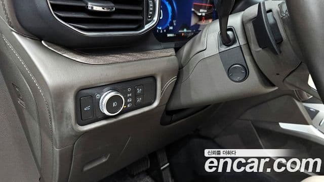 Ford Explorer 6세대 3.0 Platinum 4WD, 2021 17