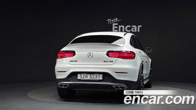 Mercedes-Benz GLC-класс X253 AMG GLC43 4MATIC купе, 2018 4