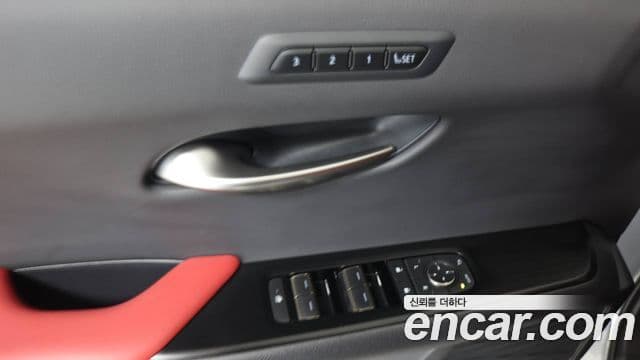 Lexus UX300h 2.0 F-Sport 2WD, 2025 12