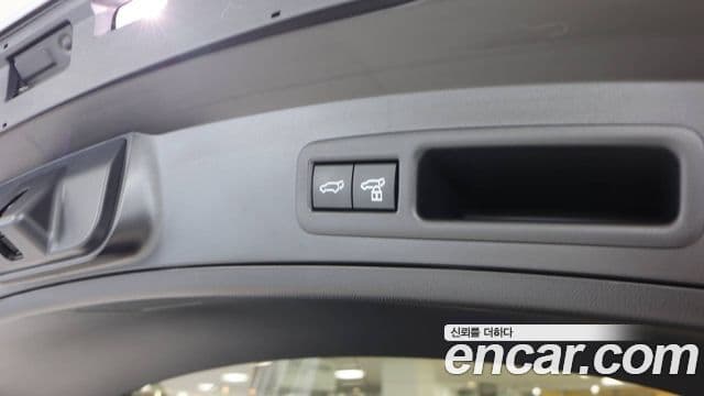 Lexus UX300h 2.0 F-Sport 2WD, 2025 17