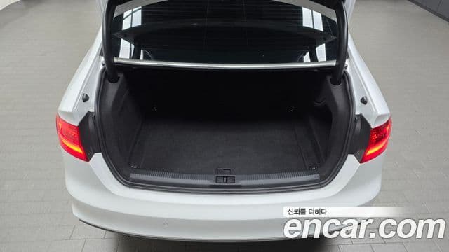 Audi New A4 B8, 2015 20