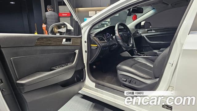 Hyundai LF Sonata 2.0 Smart, 2015 11