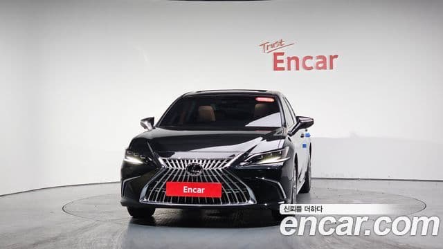 Lexus ES300h 7세대 Executive, 2026 3