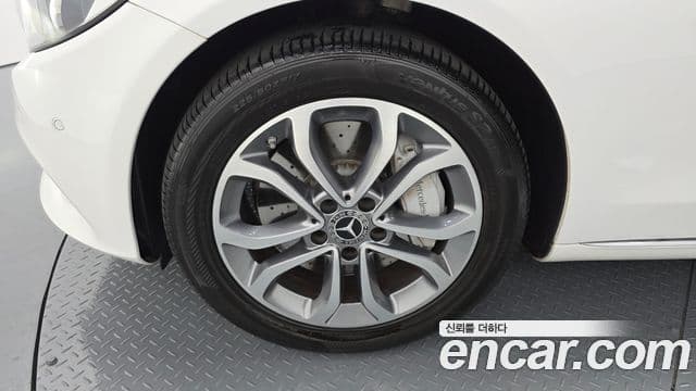 Mercedes-Benz C-класс W205, 2018 все фото