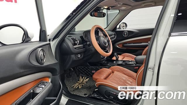 Mini Cooper 클럽맨 2세대, 2021 12