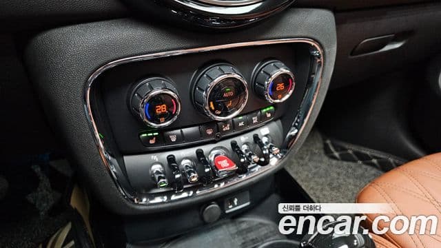Mini Cooper 클럽맨 2세대, 2021 18
