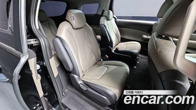 Kia The / новый New Carnival 4세대 Prestige, 2025 12
