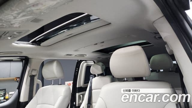 Hyundai The / новый New Grand Starex лимузин, 2020 17