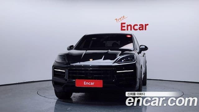 Porsche Cayenne (PO536) 3.0 купе, 2024 3