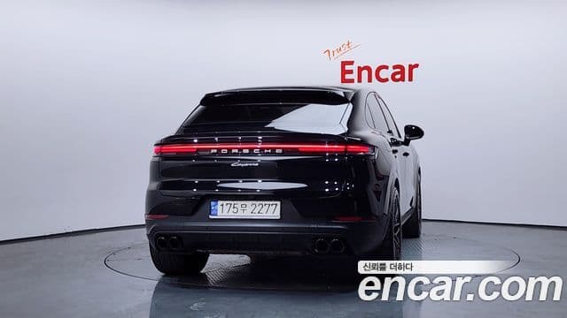 Porsche Cayenne (PO536) 3.0 купе, 2024 4