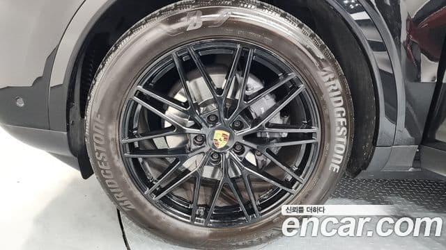 Porsche Cayenne (PO536) 3.0 купе, 2024 все фото