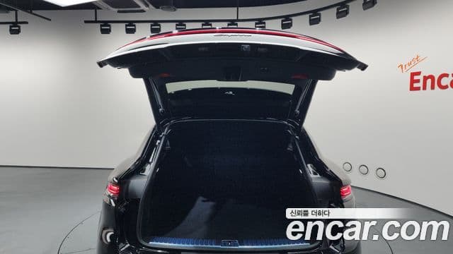 Porsche Cayenne (PO536) 3.0 купе, 2024 20