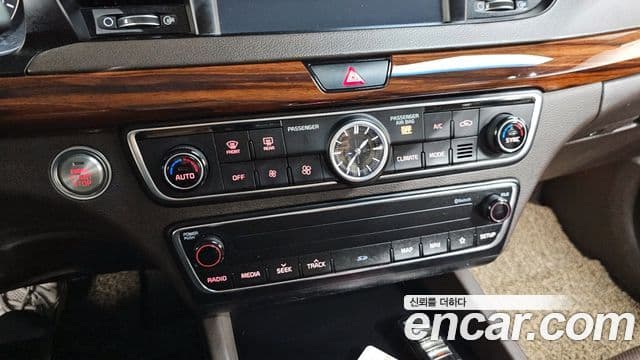 Kia All New K7 2.4 GDI Limited, 2017 17