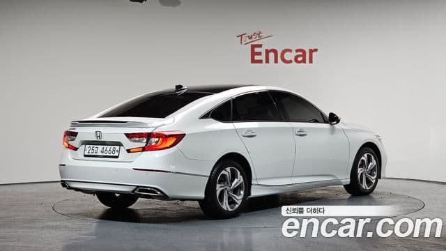 Honda Accord 10세대 1.5 турбо, 2018 2