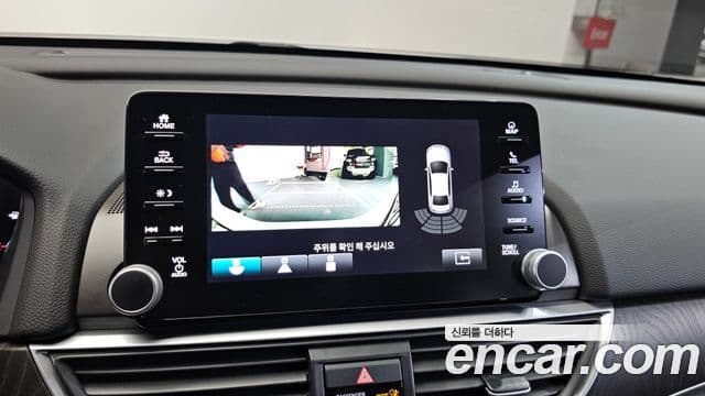 Honda Accord 10세대 1.5 турбо, 2018 15
