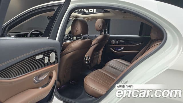 Mercedes-Benz E-класс W213 Exclusive, 2023 12