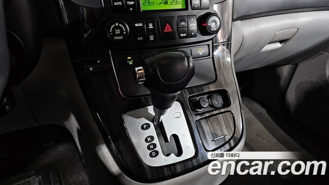 Kia Carnival R топовая версия, 2013 9
