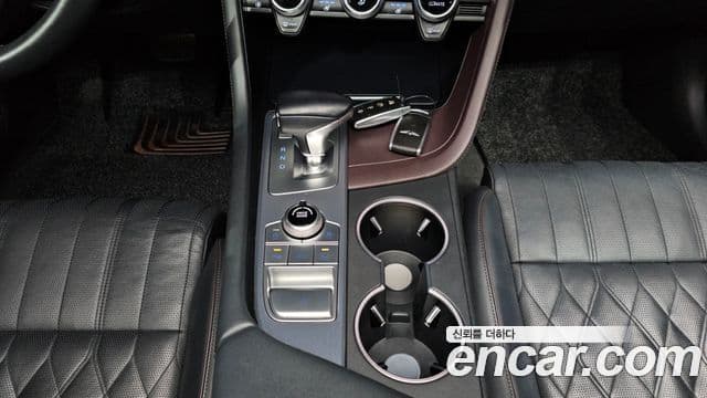 Genesis G70 Elite, 2020 9