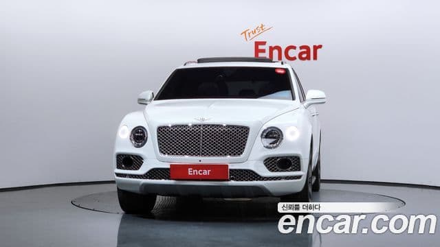 Bentley Bentayga, 2018 3