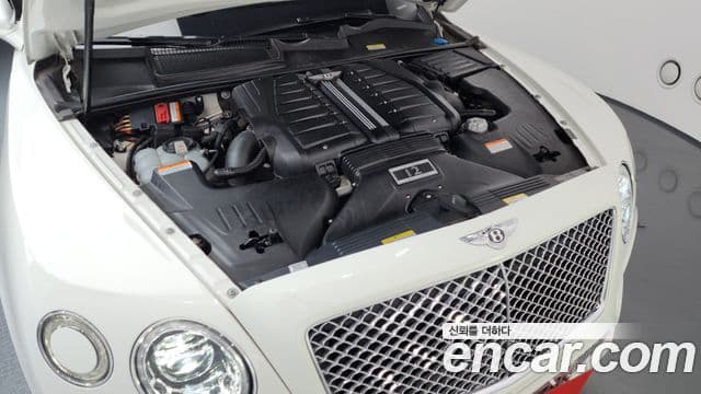 Bentley Bentayga, 2018 6