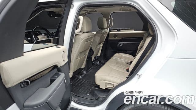 Land Rover Discovery 5 3.0 SD6 SE, 2019 11