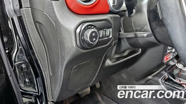 Jeep Wrangler (JL) 2.0 Rubicon Power top 4도어, 2021 13