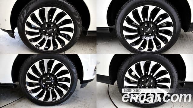 Lincoln Navigator 4세대 3.5L чёрный Label, 2023 все фото