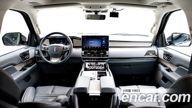 Lincoln Navigator 4세대 3.5L чёрный Label, 2023 7