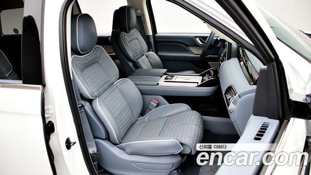 Lincoln Navigator 4세대 3.5L чёрный Label, 2023 11