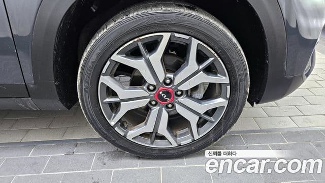 Kia Seltos Signature, 2022 все фото