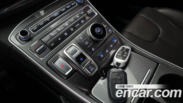 Hyundai The / новый New Santa Fe Prestige, 2023 9