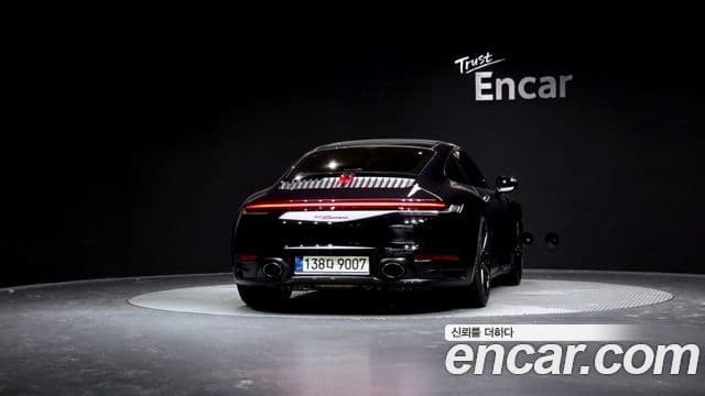 Porsche 911 (992) Carrera, 2022 4