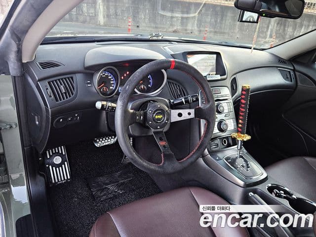 Hyundai Genesis купе 380 GT-P, 2009 11