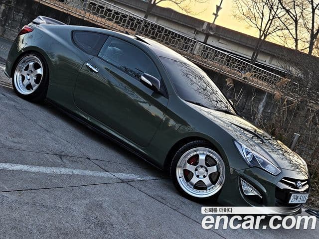 Hyundai Genesis купе 380 GT-P, 2009 15