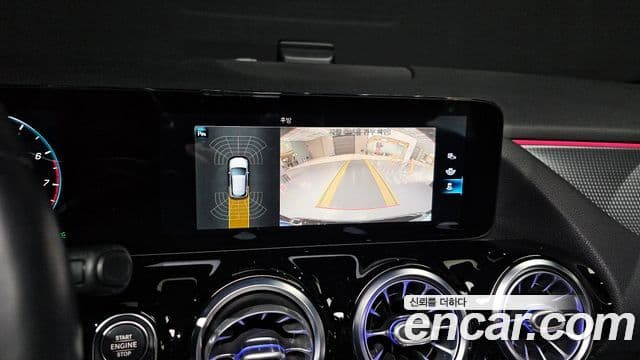 Mercedes-Benz GLA-класс H247 GLA220, 2021 15