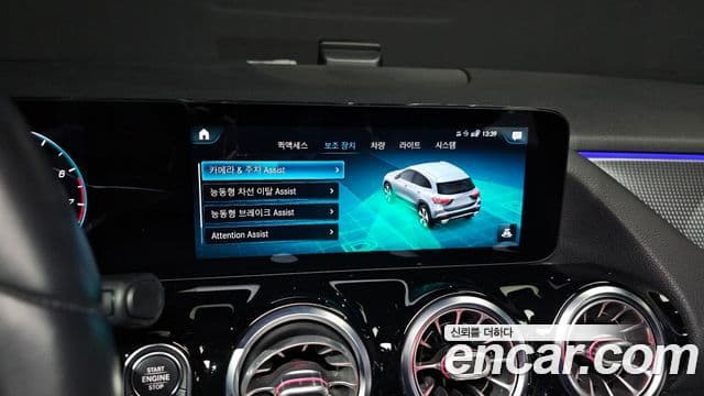 Mercedes-Benz GLA-класс H247 GLA220, 2021 16