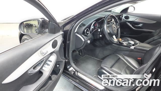 Mercedes-Benz C-класс W205 Avantgarde, 2017 11