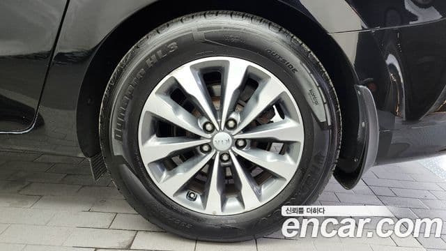 Kia All New Carnival Luxury, 2016 все фото