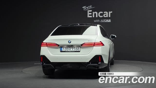 BMW 5시리즈 (G60) 520i M Sport, 2025 4