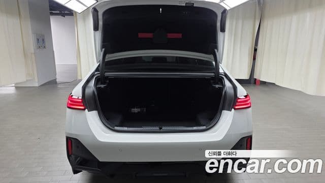 BMW 5시리즈 (G60) 520i M Sport, 2025 20