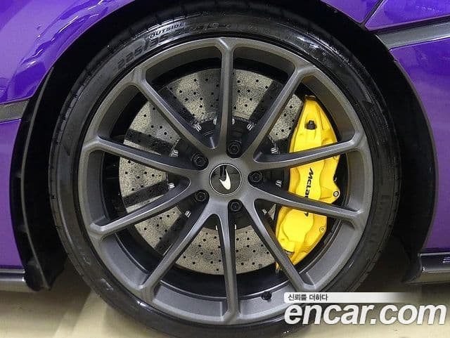 맥라렌 570S 3.8 Spyder, 2019 все фото