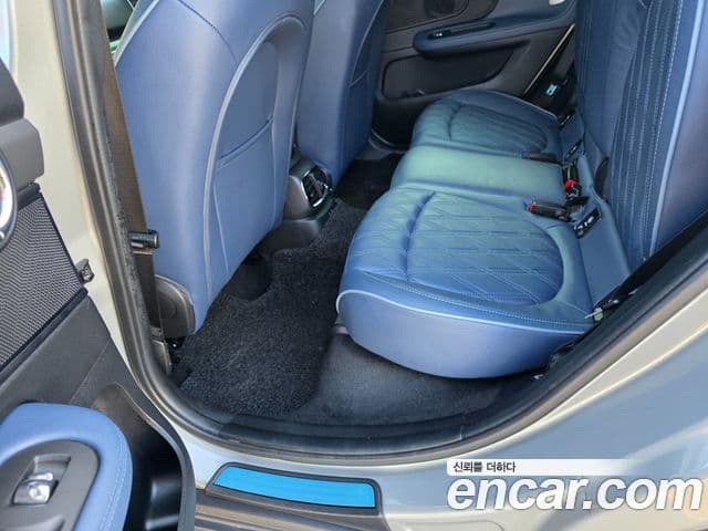 Mini Cooper S Countryman 2세대, 2023 10