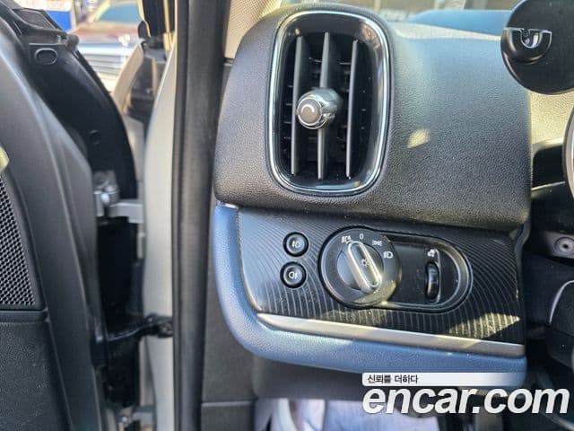 Mini Cooper S Countryman 2세대, 2023 17