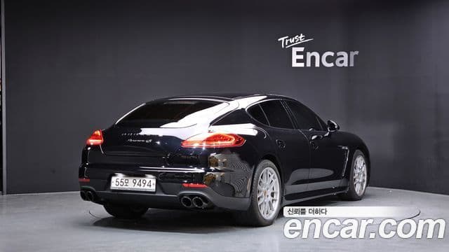 Porsche Panamera 970, 2011 2