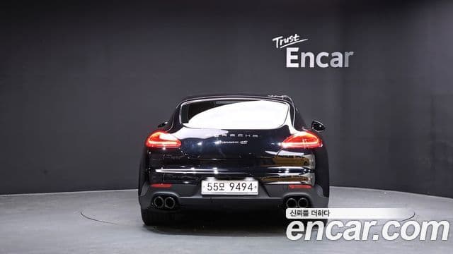 Porsche Panamera 970, 2011 4