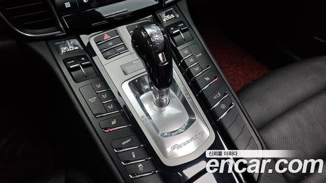 Porsche Panamera 970, 2011 9