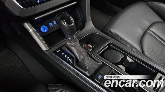 Hyundai LF Sonata 2.0 Smart, 2015 9