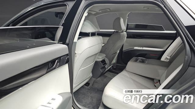 Hyundai Grandeur (GN7) Exclusive, 2025 12