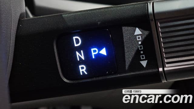 Hyundai Grandeur (GN7) Exclusive, 2025 17