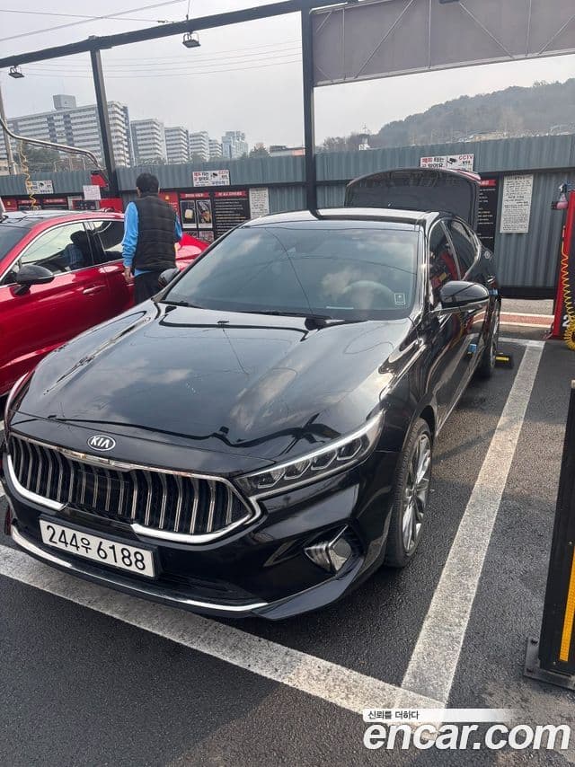 Kia K7 Premier Noblesse, 2020 1